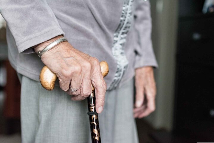 80-åring ranet midt på lyse dagen&nbsp;<span>(+)</span>