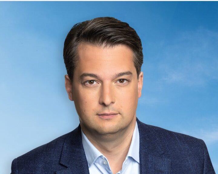FPÖ reagerer på islamsk krav om tildekning av håret for 8-åringer&nbsp;<span>(+)</span>