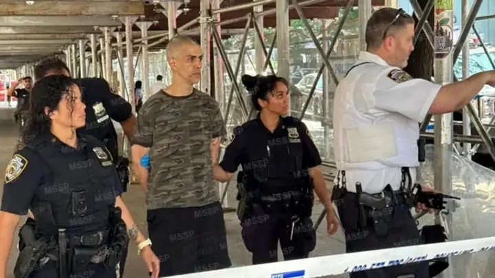 To menn knivstukket på Manhattan torsdag i antisemittisk angrep&nbsp;<span>(+)</span>