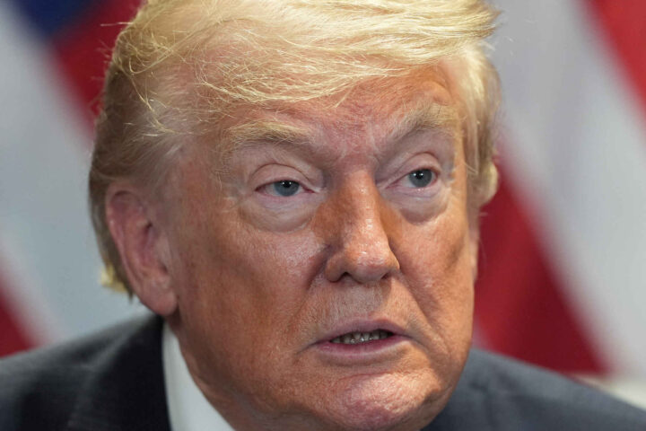 Trump: USA stanser all handel med Spania