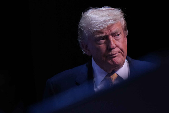 Trump skiftet fly på vei hjem fra NATO-topp&shy;møtet i Ankara, trusler fra Iran skal ha vært årsaken&nbsp;<span>(+)</span>