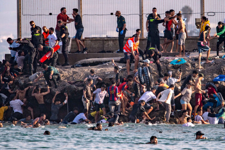 Italia dropper Schengen-avtalen med Spania
