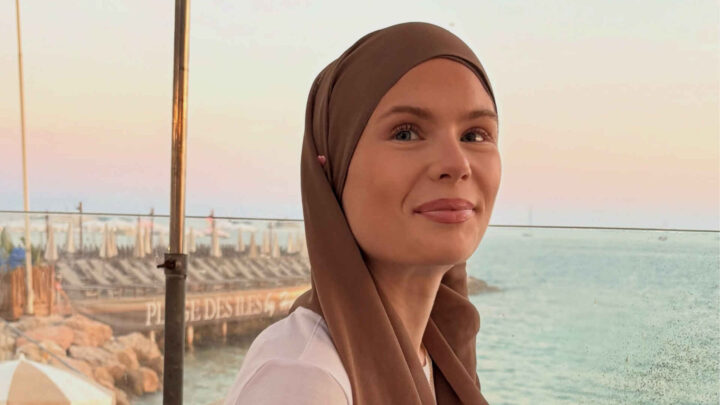 Ingrid (21) konverterte til islam helt på egen hånd: – Jeg syntes hijab var så fint