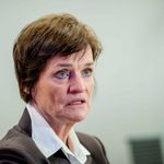 Skolebrannen i Løten: Jenter nekter å forklare seg foran Document