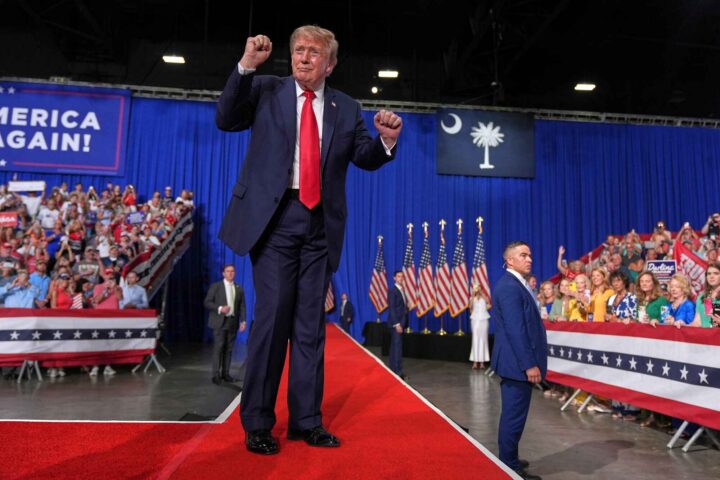 Trump vil sette i gang en «økonomisk D-dag», men Iran kan tåle smerten&nbsp;<span>(+)</span>