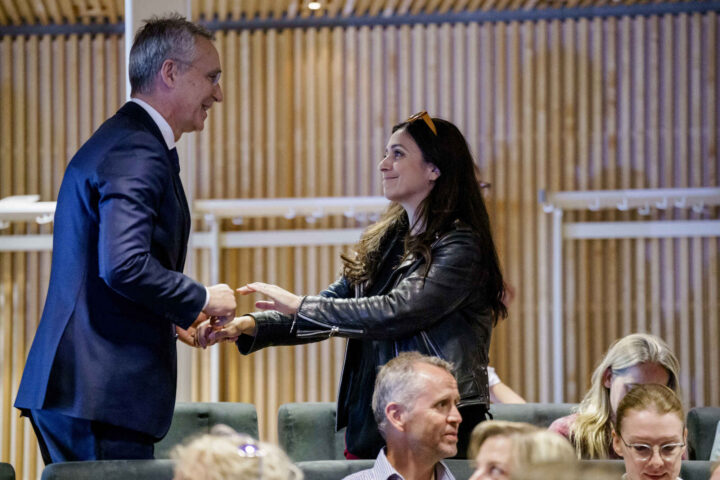 Staten tjener milliarder på høye strømpriser