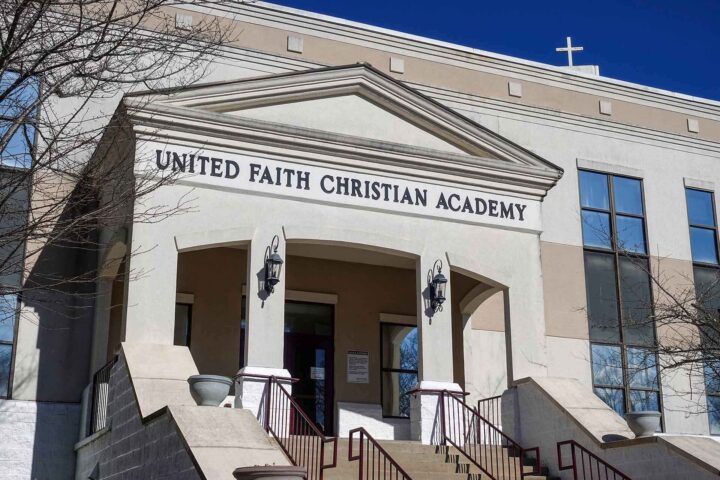 England: Religions&shy;fag er det syvende mest populære faget i offentlig skole